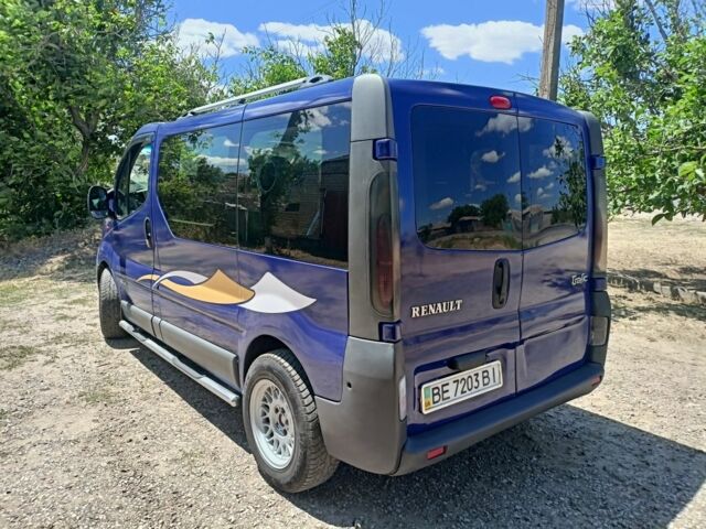 Синий Рено Трафик, объемом двигателя 1.9 л и пробегом 10 тыс. км за 6700 $, фото 2 на Automoto.ua