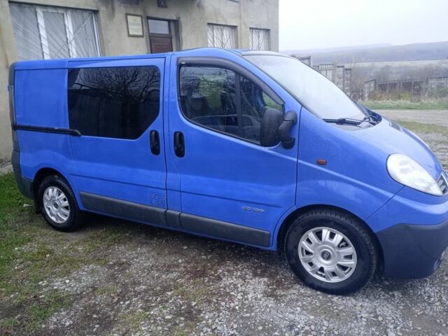Синій Рено Трафік, об'ємом двигуна 1.9 л та пробігом 286 тис. км за 8200 $, фото 1 на Automoto.ua