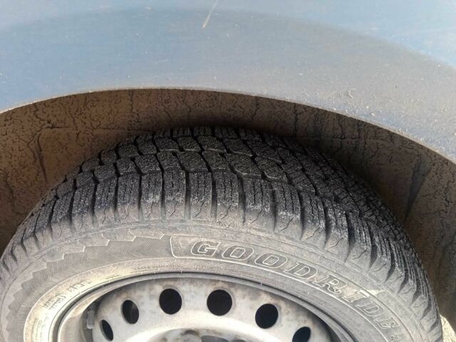 Синий Рено Трафик, объемом двигателя 2 л и пробегом 157 тыс. км за 3494 $, фото 3 на Automoto.ua