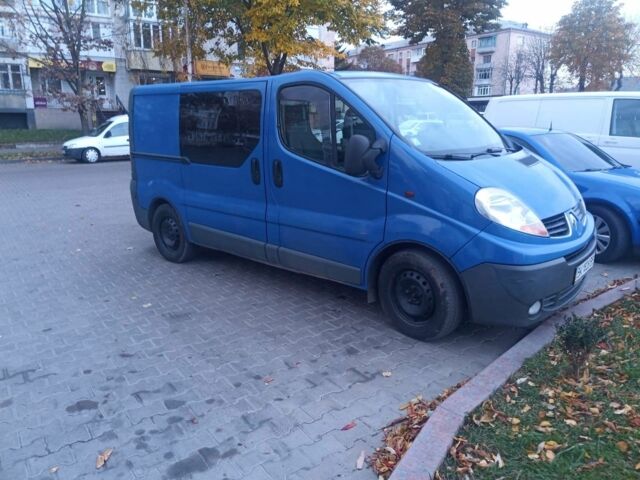 Синий Рено Трафик, объемом двигателя 2 л и пробегом 320 тыс. км за 7400 $, фото 1 на Automoto.ua