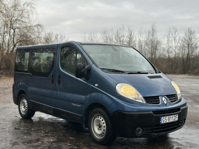 Синий Рено Трафик, объемом двигателя 2 л и пробегом 300 тыс. км за 4750 $, фото 6 на Automoto.ua