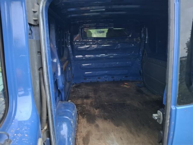 Синій Рено Трафік, об'ємом двигуна 2 л та пробігом 155 тис. км за 3500 $, фото 2 на Automoto.ua