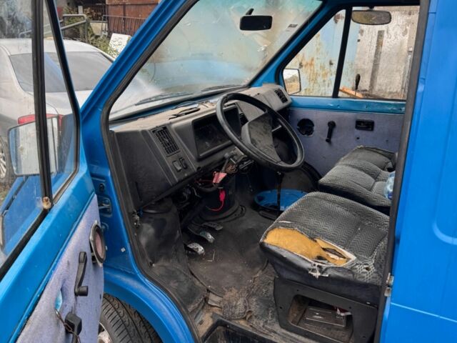 Синій Рено Трафік, об'ємом двигуна 1.7 л та пробігом 100 тис. км за 1500 $, фото 3 на Automoto.ua