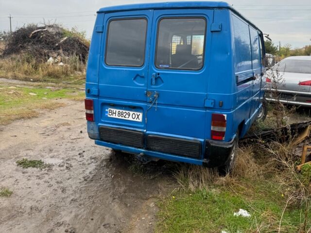 Синій Рено Трафік, об'ємом двигуна 1.7 л та пробігом 100 тис. км за 1500 $, фото 4 на Automoto.ua