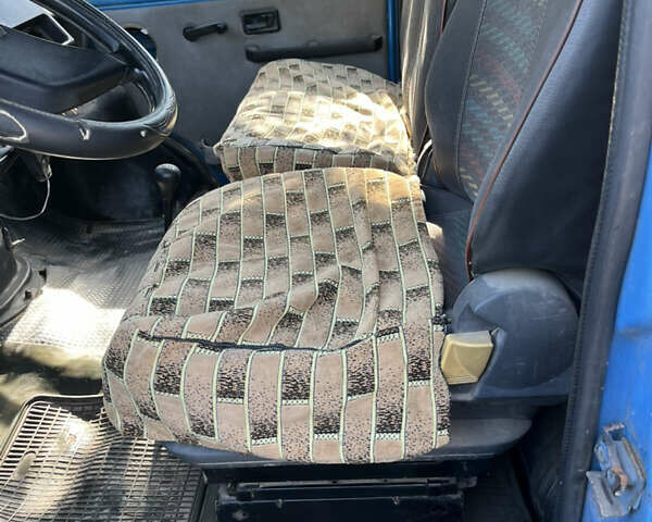Синий Рено Трафик, объемом двигателя 0 л и пробегом 100 тыс. км за 567 $, фото 7 на Automoto.ua