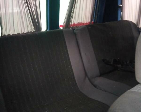 Синий Рено Трафик, объемом двигателя 2.1 л и пробегом 145 тыс. км за 1950 $, фото 4 на Automoto.ua