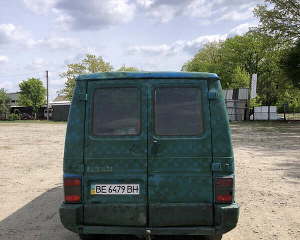 Синій Рено Трафік, об'ємом двигуна 2.5 л та пробігом 358 тис. км за 1499 $, фото 4 на Automoto.ua