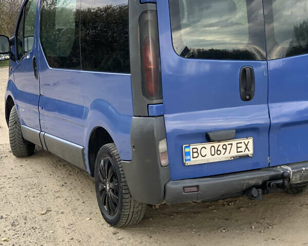 Рено Трафик 2002 в Яворове на Automoto.ua Синий Рено Трафик, объемом двигателя 1.9 л и пробегом 330 тыс. км за 4650 $, фото 7 на Automoto.ua