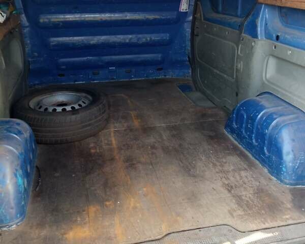 Синій Рено Трафік, об'ємом двигуна 1.87 л та пробігом 540 тис. км за 5000 $, фото 6 на Automoto.ua