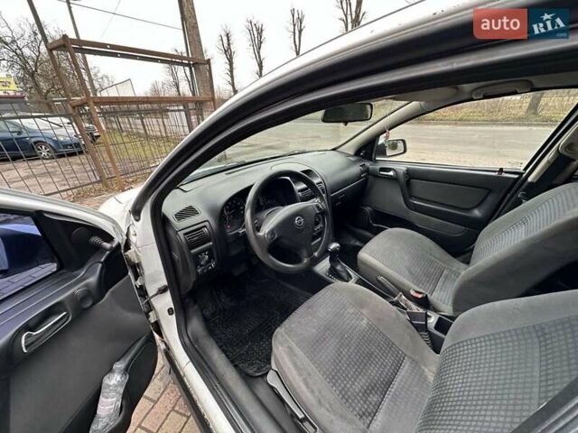 Синій Рено Трафік, об'ємом двигуна 1.9 л та пробігом 196 тис. км за 6865 $, фото 11 на Automoto.ua