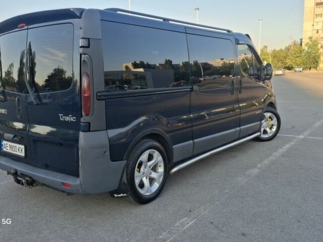 Синій Рено Трафік, об'ємом двигуна 1.9 л та пробігом 540 тис. км за 7499 $, фото 2 на Automoto.ua