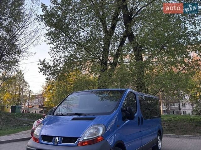 Синий Рено Трафик, объемом двигателя 1.9 л и пробегом 207 тыс. км за 6399 $, фото 7 на Automoto.ua