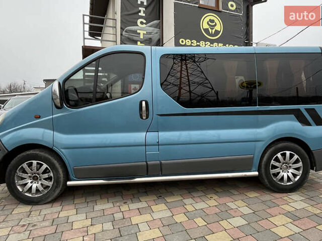 Синій Рено Трафік, об'ємом двигуна 1.87 л та пробігом 363 тис. км за 6250 $, фото 3 на Automoto.ua