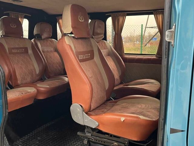 Синий Рено Трафик, объемом двигателя 1.9 л и пробегом 363 тыс. км за 6250 $, фото 15 на Automoto.ua