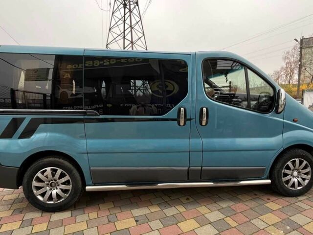 Синий Рено Трафик, объемом двигателя 1.9 л и пробегом 363 тыс. км за 6250 $, фото 7 на Automoto.ua