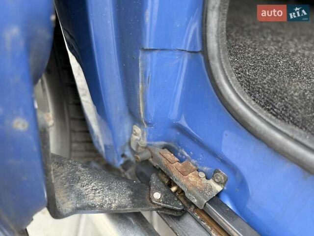 Синій Рено Трафік, об'ємом двигуна 1.9 л та пробігом 415 тис. км за 6777 $, фото 27 на Automoto.ua