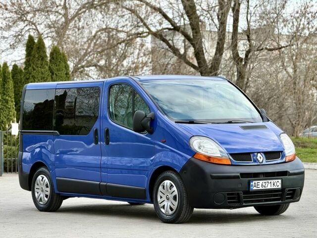 Синій Рено Трафік, об'ємом двигуна 2.5 л та пробігом 280 тис. км за 8800 $, фото 7 на Automoto.ua