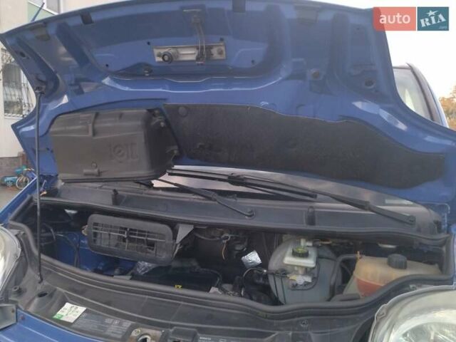 Синий Рено Трафик, объемом двигателя 1.9 л и пробегом 197 тыс. км за 6900 $, фото 26 на Automoto.ua