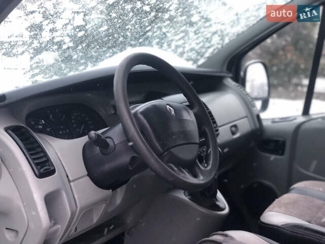 Синий Рено Трафик, объемом двигателя 1.9 л и пробегом 350 тыс. км за 5850 $, фото 44 на Automoto.ua