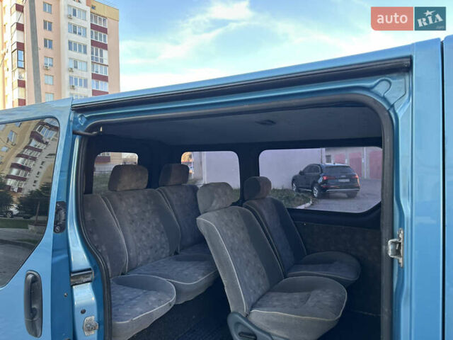 Синий Рено Трафик, объемом двигателя 1.9 л и пробегом 221 тыс. км за 7200 $, фото 10 на Automoto.ua
