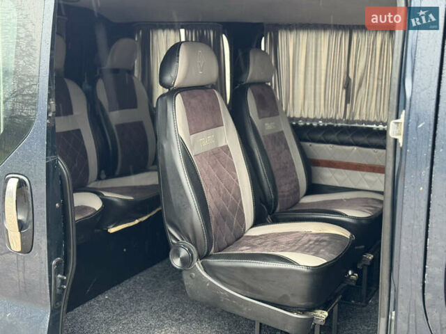 Синий Рено Трафик, объемом двигателя 1.9 л и пробегом 410 тыс. км за 5400 $, фото 9 на Automoto.ua