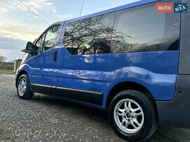Синій Рено Трафік, об'ємом двигуна 1.9 л та пробігом 390 тис. км за 5950 $, фото 4 на Automoto.ua