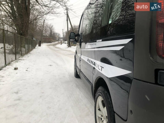 Синий Рено Трафик, объемом двигателя 1.9 л и пробегом 350 тыс. км за 5850 $, фото 32 на Automoto.ua