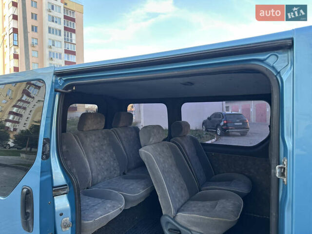 Синий Рено Трафик, объемом двигателя 1.9 л и пробегом 221 тыс. км за 7200 $, фото 9 на Automoto.ua