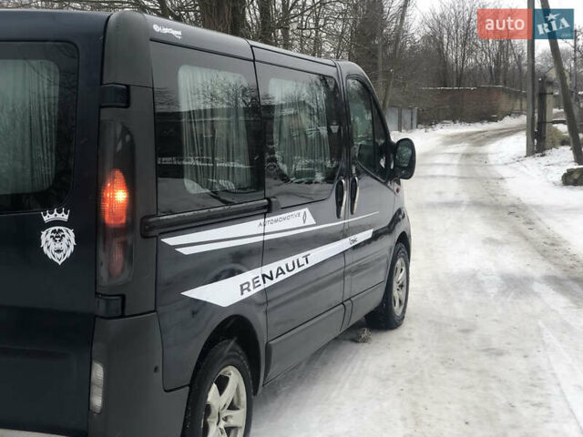 Синий Рено Трафик, объемом двигателя 1.9 л и пробегом 350 тыс. км за 5850 $, фото 14 на Automoto.ua