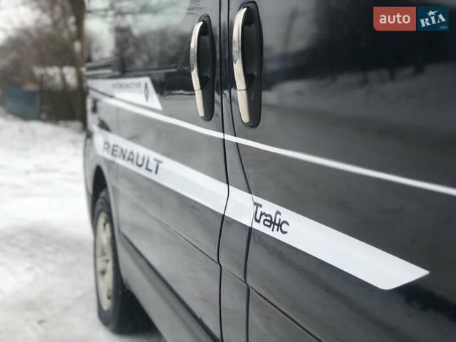 Синий Рено Трафик, объемом двигателя 1.9 л и пробегом 350 тыс. км за 5850 $, фото 16 на Automoto.ua