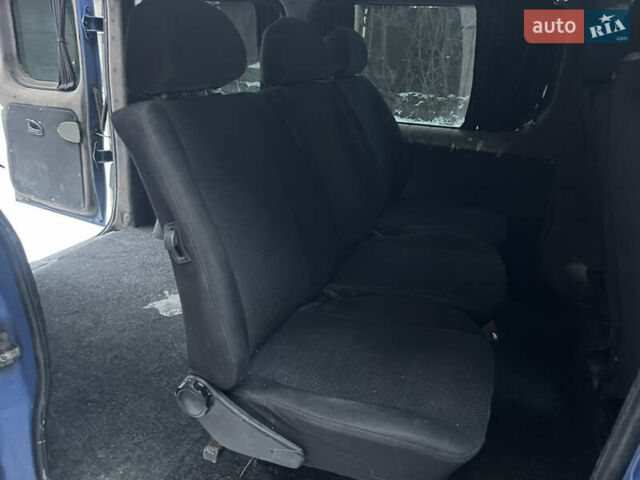 Синій Рено Трафік, об'ємом двигуна 1.9 л та пробігом 378 тис. км за 5200 $, фото 7 на Automoto.ua