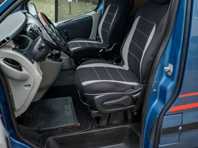 Синій Рено Трафік, об'ємом двигуна 1.9 л та пробігом 400 тис. км за 8200 $, фото 10 на Automoto.ua