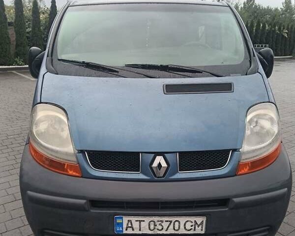 Синій Рено Трафік, об'ємом двигуна 1.87 л та пробігом 285 тис. км за 6700 $, фото 3 на Automoto.ua