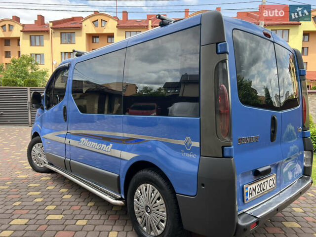 Синий Рено Трафик, объемом двигателя 1.9 л и пробегом 310 тыс. км за 8000 $, фото 77 на Automoto.ua
