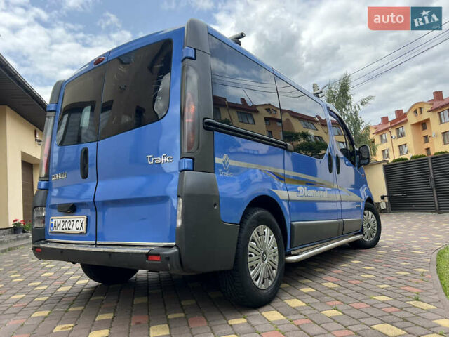 Синий Рено Трафик, объемом двигателя 1.9 л и пробегом 310 тыс. км за 8000 $, фото 27 на Automoto.ua