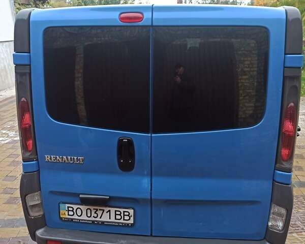 Рено Трафик 2005 в Тернополе на Automoto.ua Синий Рено Трафик, объемом двигателя 1.9 л и пробегом 238 тыс. км за 6200 $, фото 1 на Automoto.ua