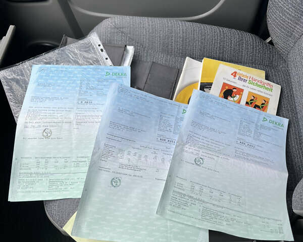 Синій Рено Трафік, об'ємом двигуна 1.9 л та пробігом 277 тис. км за 8900 $, фото 58 на Automoto.ua