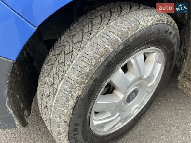 Синий Рено Трафик, объемом двигателя 1.87 л и пробегом 286 тыс. км за 7800 $, фото 19 на Automoto.ua