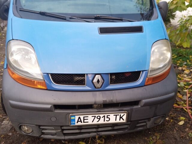 Синій Рено Трафік, об'ємом двигуна 1.9 л та пробігом 375 тис. км за 5713 $, фото 1 на Automoto.ua