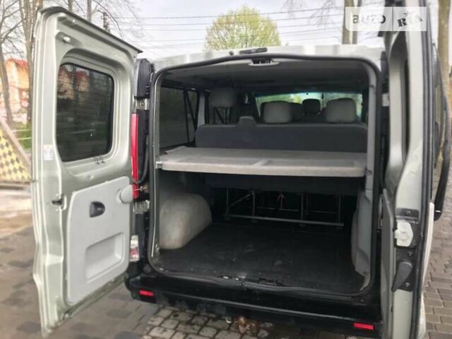 Синій Рено Трафік, об'ємом двигуна 2 л та пробігом 486 тис. км за 7800 $, фото 10 на Automoto.ua