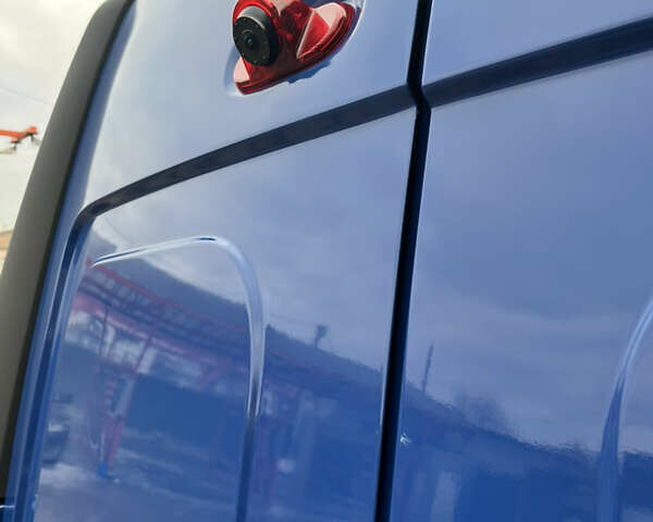 Синий Рено Трафик, объемом двигателя 2.46 л и пробегом 368 тыс. км за 9600 $, фото 6 на Automoto.ua