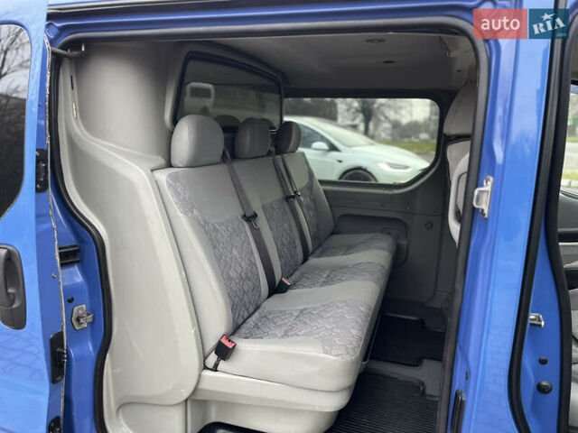 Синий Рено Трафик, объемом двигателя 1.87 л и пробегом 286 тыс. км за 7800 $, фото 9 на Automoto.ua