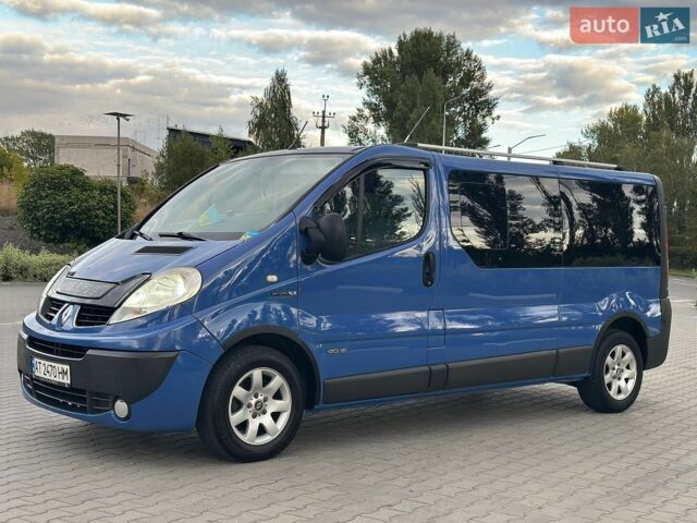 Синій Рено Трафік, об'ємом двигуна 2 л та пробігом 368 тис. км за 9950 $, фото 1 на Automoto.ua