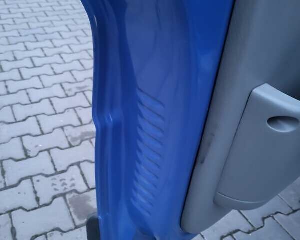 Синій Рено Трафік, об'ємом двигуна 2 л та пробігом 267 тис. км за 9990 $, фото 87 на Automoto.ua