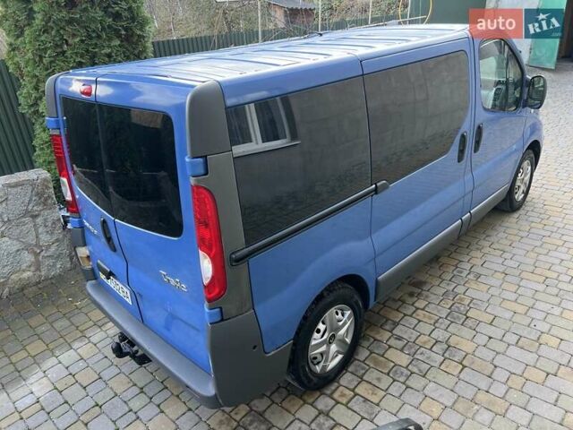 Рено Трафик 2007 в Хмельницком на Automoto.ua Синий Рено Трафик, объемом двигателя 2 л и пробегом 215 тыс. км за 8400 $, фото 1 на Automoto.ua
