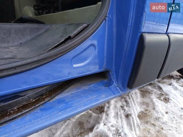 Синий Рено Трафик, объемом двигателя 2 л и пробегом 340 тыс. км за 8950 $, фото 21 на Automoto.ua