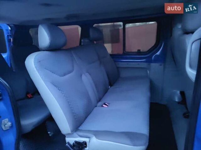 Синій Рено Трафік, об'ємом двигуна 2 л та пробігом 267 тис. км за 9990 $, фото 113 на Automoto.ua