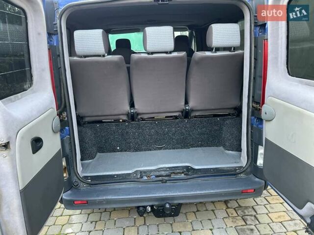 Рено Трафик 2007 в Хмельницком на Automoto.ua Синий Рено Трафик, объемом двигателя 2 л и пробегом 215 тыс. км за 8400 $, фото 20 на Automoto.ua