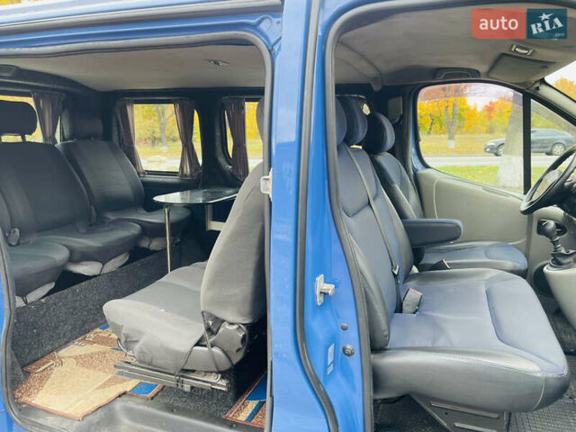 Синій Рено Трафік, об'ємом двигуна 2.5 л та пробігом 311 тис. км за 8500 $, фото 11 на Automoto.ua