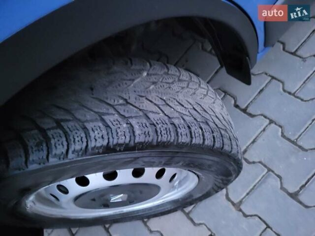 Синій Рено Трафік, об'ємом двигуна 2 л та пробігом 267 тис. км за 9990 $, фото 132 на Automoto.ua